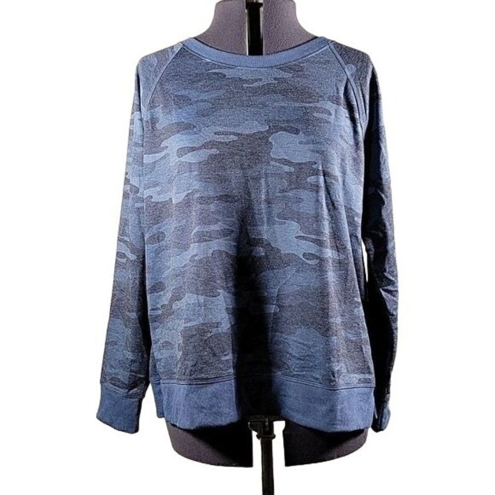 Style & Co Women's Camo Sweatshirt Sz XS